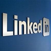 What you Need to Know about Re-Publishing Content on LinkedIn or Medium